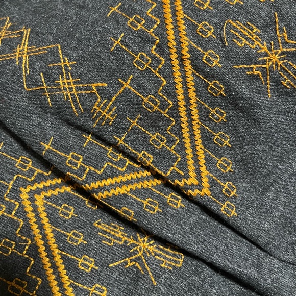 Chic Mini Dress - Picture 2 of 3